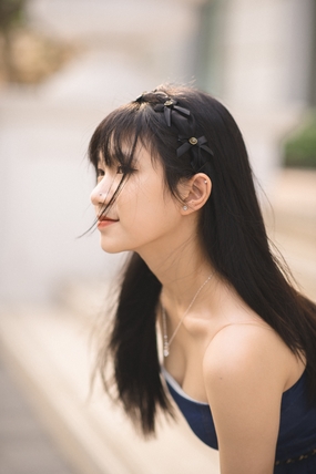 亚洲清纯靓丽童颜美女写真图片